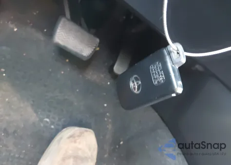 2017 Toyota Rav4 Hybrid Xle from USA, damaged, VIN JTMRJREV4HD148606